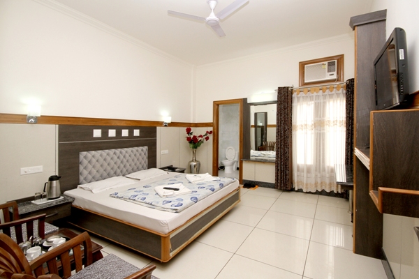 Hotel in Jammu, Lodges in Jammu